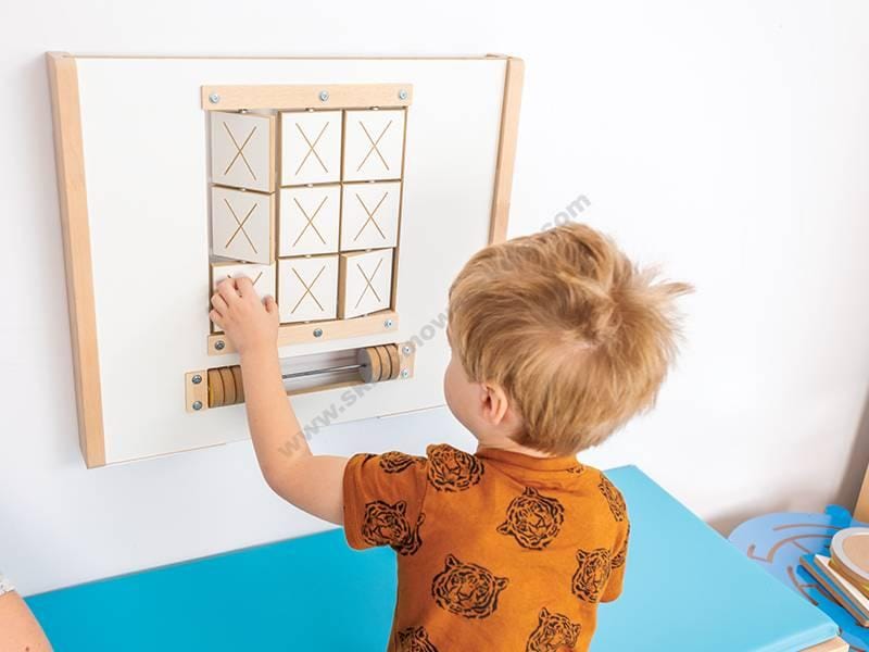 Zidni panel - Tic Tac Toe
