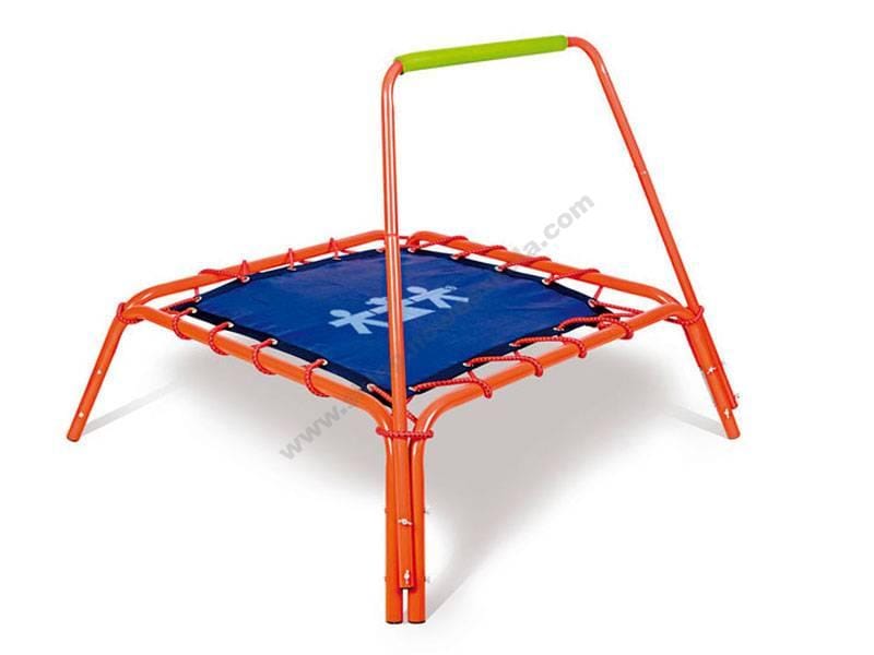 Trampolin s ručkom